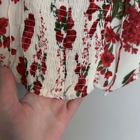 Reformation Liza Top Georgette Floral - Picture 5 of 7